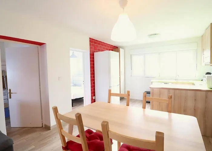 Lägenhet Notel Club - Apartamentorojo En Cueto Santander