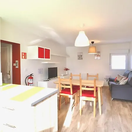 Notel Club - Apartamentorojo En Cueto Сантандер