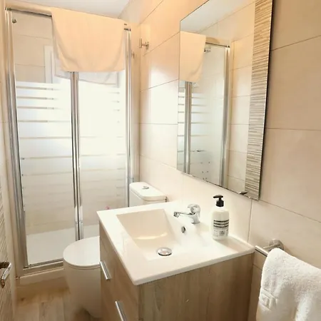 Notel Club - Apartamentorojo En Cueto Appartamento *